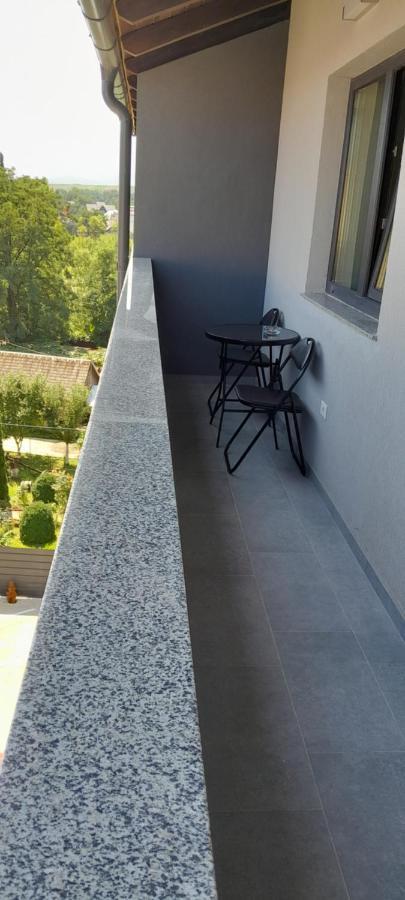 Apartament 3 Camere, Targu Neamt Et4 Eksteriør billede